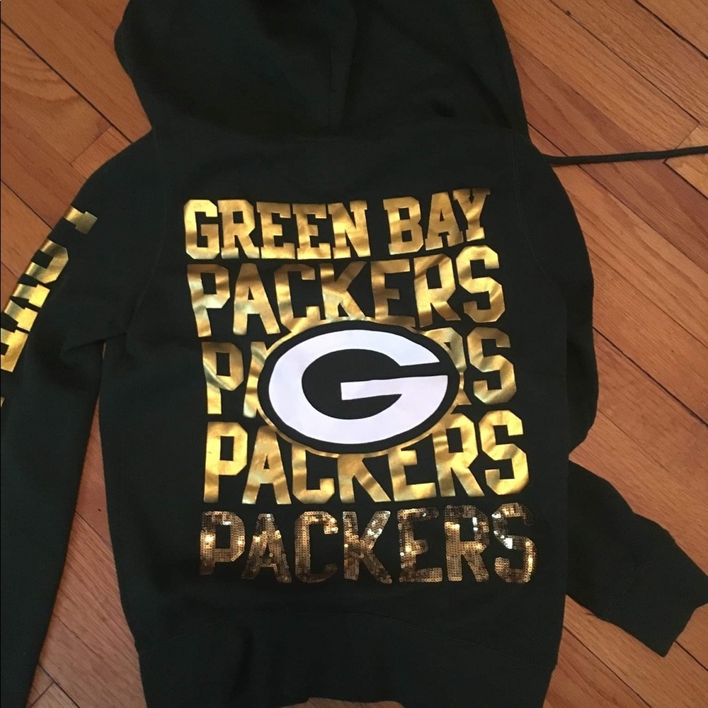 Green Bay packets zip up